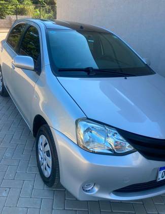 TOYOTA ETIOS 1.3 XS 16V FLEX 4P MANUAL TOYOTA ETIOS 1.3 XS 16V FLEX 4P MANUAL